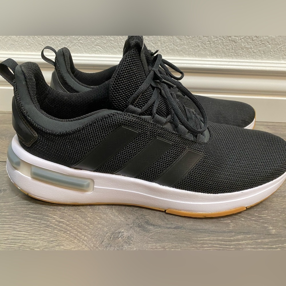 Adidas Racer TR23